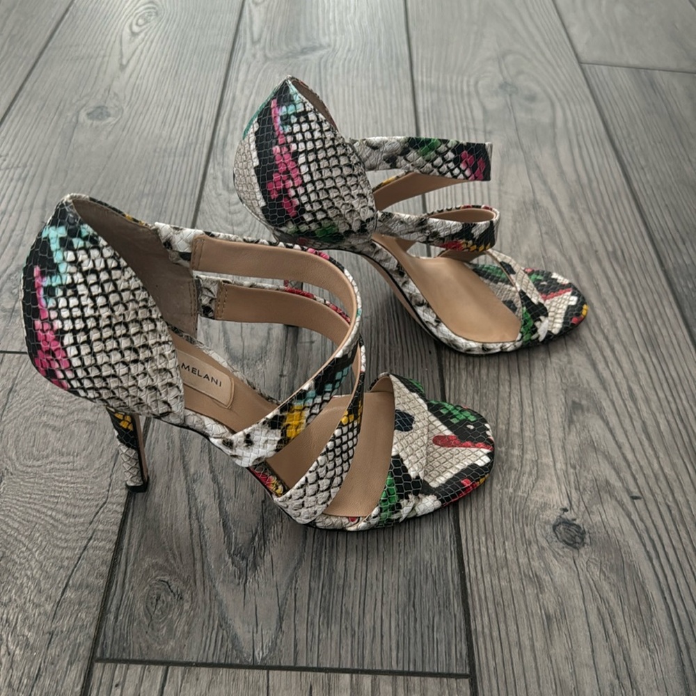 Antonio Melani snakeskin multicolored pumps.  (7.5)
